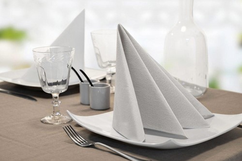 Lunchservet Tork Advanced 1/4 vouw 2-laags 328x325mm 200 vel wit 477149-3