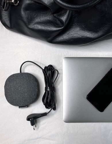 LAADSTATION 2X USB 1X EURO STOPCONTACT MET TEXTIELOPPERVLAK-3