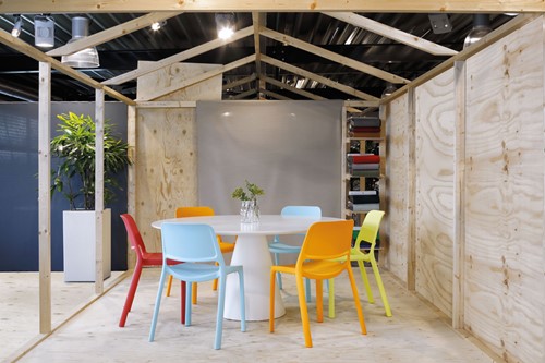 Kasper  kunststof school/ kantine stoel met armleggers-3